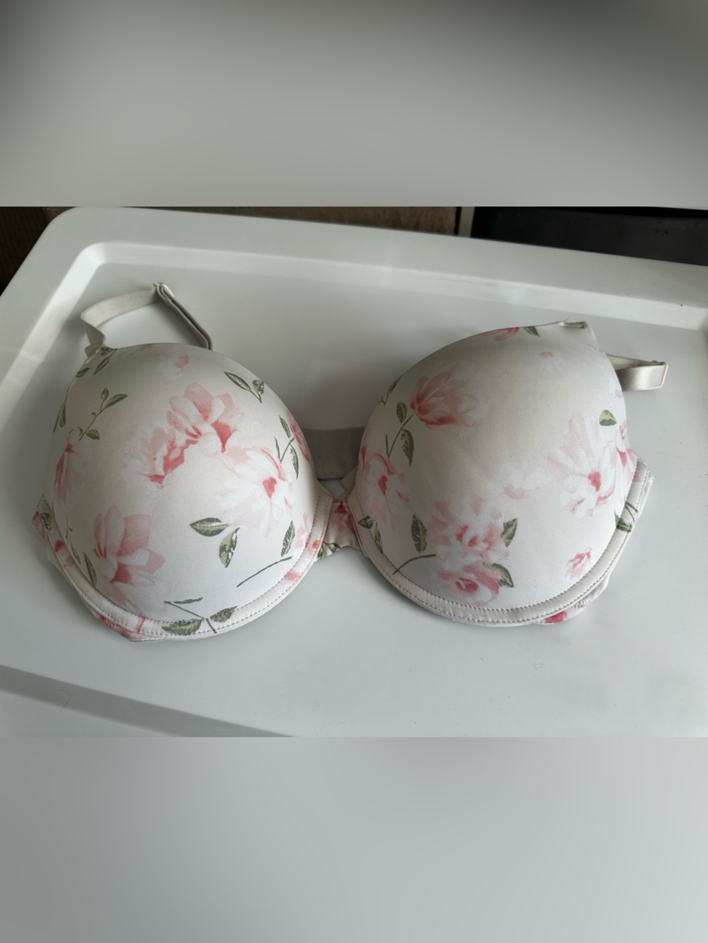 PINK Victoria's Secret Pale Pink Floral T-Shirt Bra